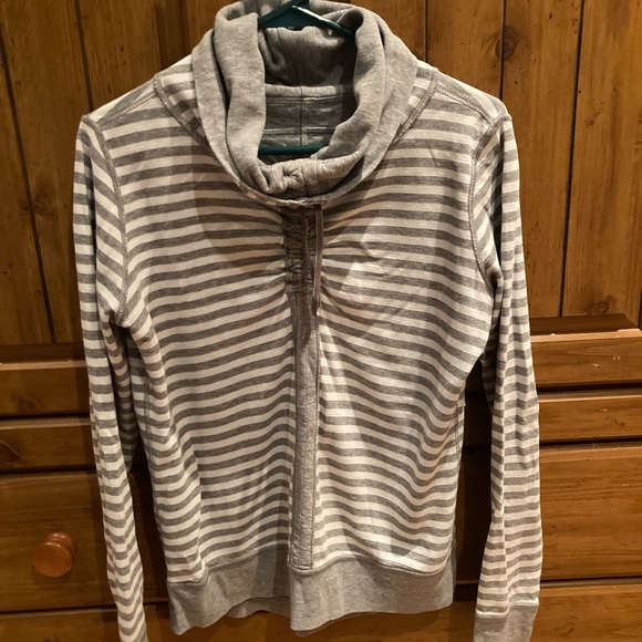 In A Cinch Reversible Pullover - Picture 5 of 5